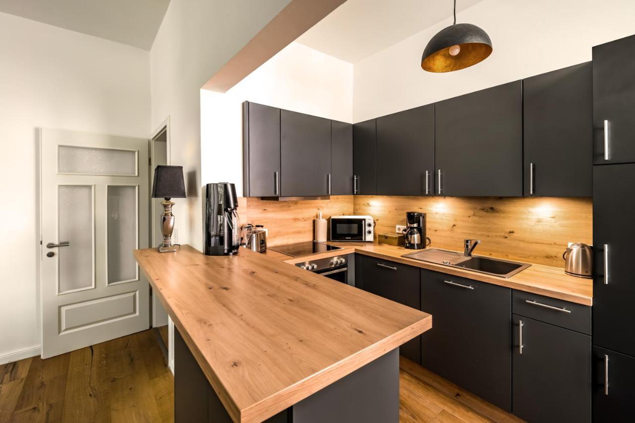 Modern 6 Bathroom Villa In The City 올덴부르크 외부 사진