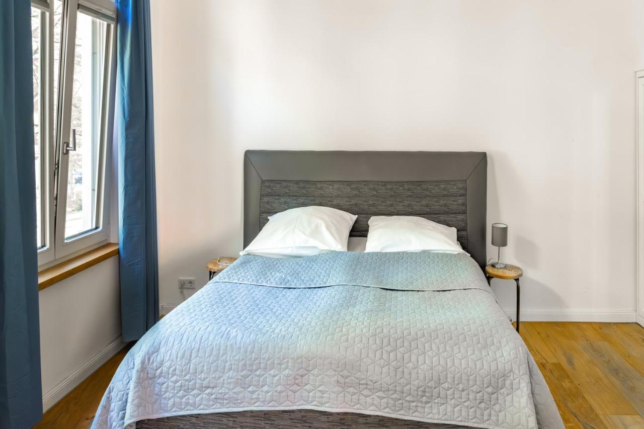 Modern 6 Bathroom Villa In The City 올덴부르크 외부 사진