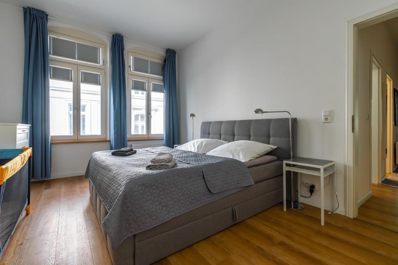 Modern 6 Bathroom Villa In The City 올덴부르크 외부 사진