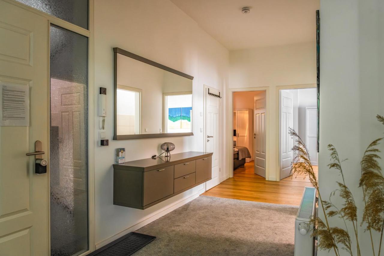 Modern 6 Bathroom Villa In The City 올덴부르크 외부 사진